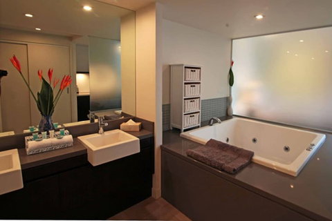 Sea Temple 132 - Luxury Studio - Accommodation Sunshine Coast 7