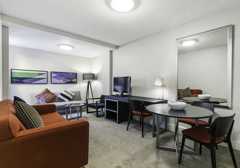 DARLING A Tidy Space In A Great Location - Accommodation Sunshine Coast 3