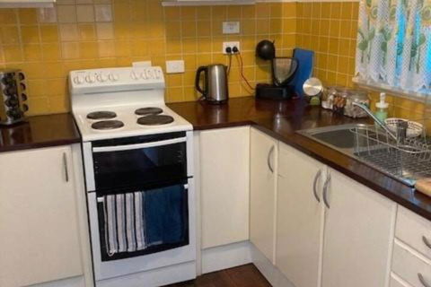 Miramar Cottage - Accommodation Sunshine Coast 5