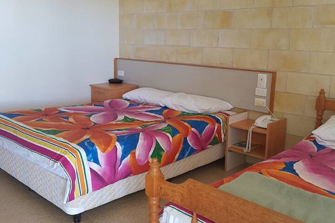 A Country View Motel - Ilbilbie - Accommodation Sunshine Coast 5
