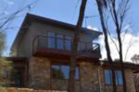 Of Stone & Wood Guesthouse Secluded Getaway! - Accommodation Sunshine Coast 0