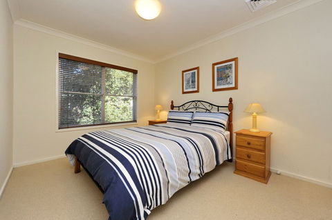 Marine Dr 2 / 70 Fingal Bay - Accommodation Sunshine Coast 6