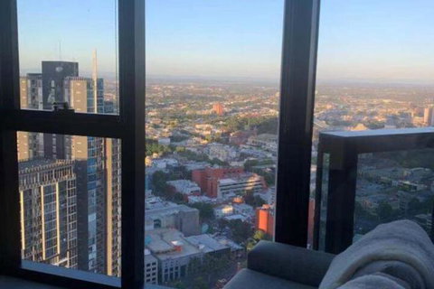 Avant Garde Living In The Heart Of The City - Accommodation Sunshine Coast 2