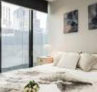 Stylish Melbourne CBD Lighthouse Apartment - Accommodation Sunshine Coast
