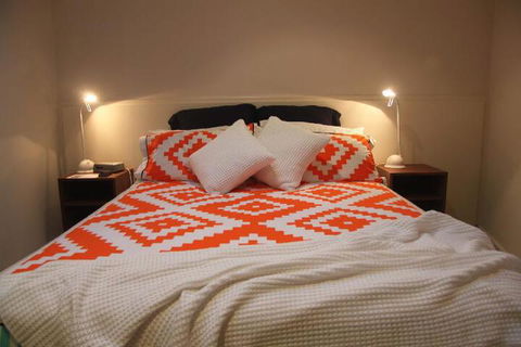 SACKVILLE APARTMENT 1 - Accommodation Sunshine Coast 6