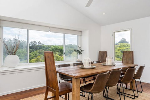 A PERFECT STAY - Byron's Brae - Accommodation Sunshine Coast 7