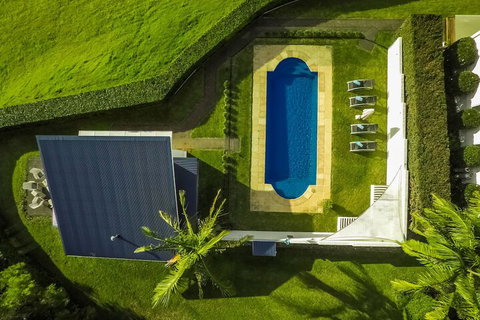 A PERFECT STAY - Byron's Brae - Accommodation Sunshine Coast 2