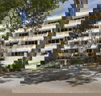 On Palm Cove Beachfront Apartments - Accommodation Sunshine Coast