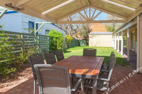 Dunsborough Holiday Homes Lens Lair Quindalup - Accommodation Sunshine Coast 3