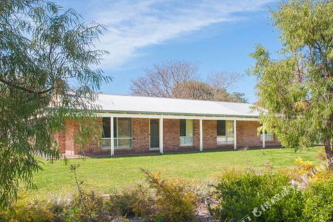 Dunsborough Holiday Homes Lens Lair Quindalup - Accommodation Sunshine Coast 0