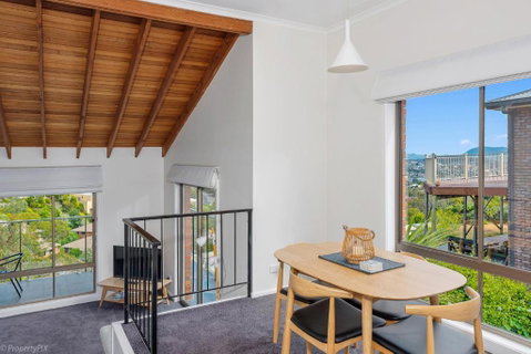 The Lookout - Accommodation Sunshine Coast 2