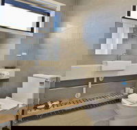 Quality Apartments Dandenong - Accommodation Sunshine Coast