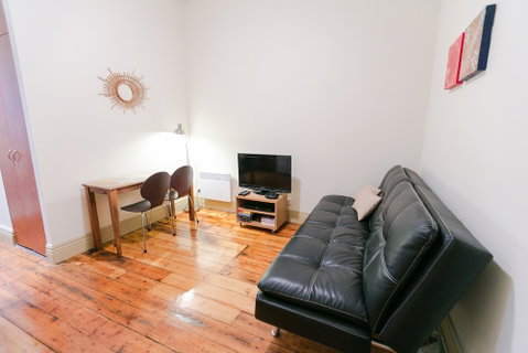 Flinders Lane-studio Apartment - Accommodation Sunshine Coast 1