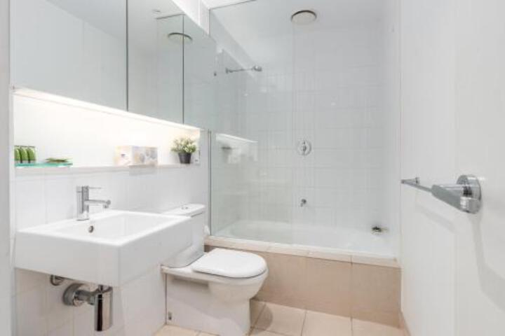 Melbourne City VIC Accommodation Sunshine Coast