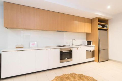 Melbourne City View Apartments - Accommodation Sunshine Coast 0