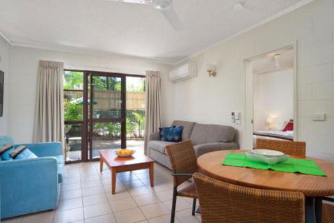 Budget Apartment Trinity Beach - Accommodation Sunshine Coast 4