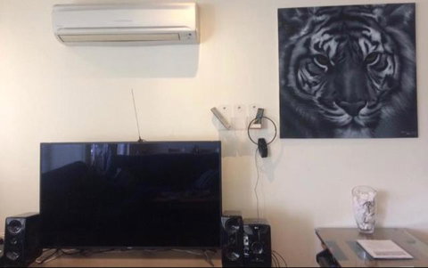 MURRAY GRANGE VILLA 4 - Accommodation Sunshine Coast 4