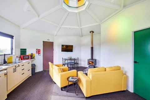Zuny Yurt - Accommodation Sunshine Coast 5