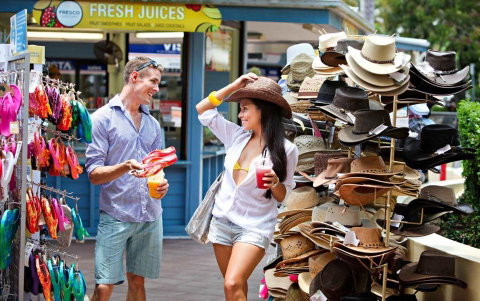 Sea Temple Luxury Penthouse & King Spa Studio Apartments - Accommodation Sunshine Coast 4