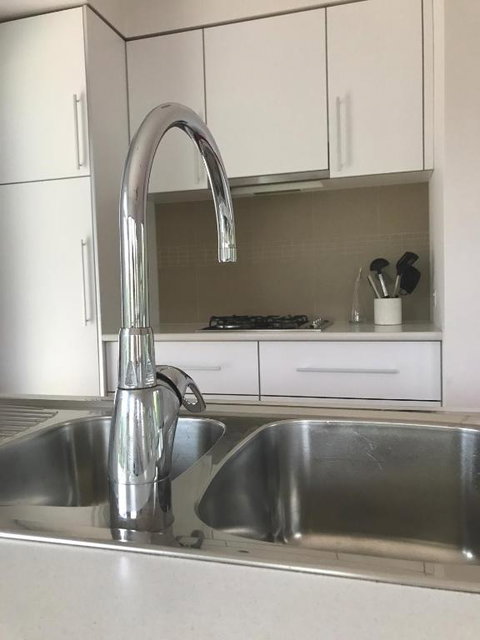 Studio 22 - Accommodation Sunshine Coast 2