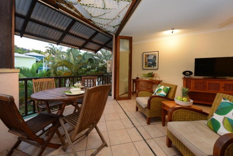 Hibiscus Hideaway - Accommodation Sunshine Coast 6