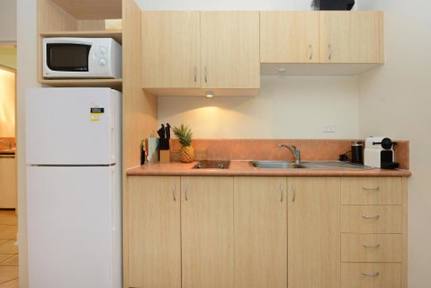 Hibiscus Hideaway - Accommodation Sunshine Coast 5