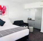 The Avenue Inn - Accommodation Sunshine Coast