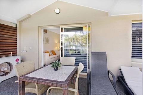 Pacific Blue Pool Spa & More Available In Complex! - Accommodation Sunshine Coast 6