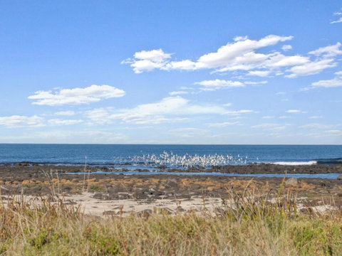 Julieanne South Beach Home Made For Families - Accommodation Sunshine Coast 3