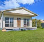 Julieanne South beach home made for families - Accommodation Sunshine Coast