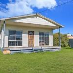 Julieanne South Beach Home Made For Families - Accommodation Sunshine Coast 0
