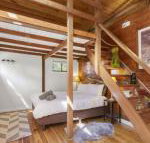 BLUE APPLE LODGE - Accommodation Sunshine Coast
