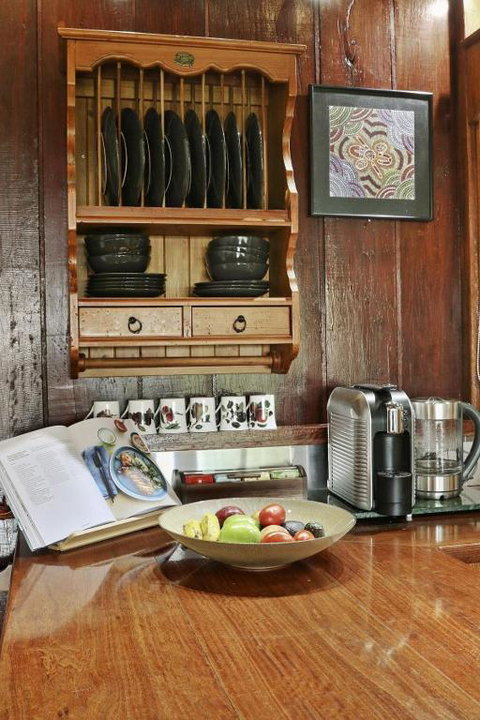 CHRISTOPHERS COTTAGE - Accommodation Sunshine Coast 5