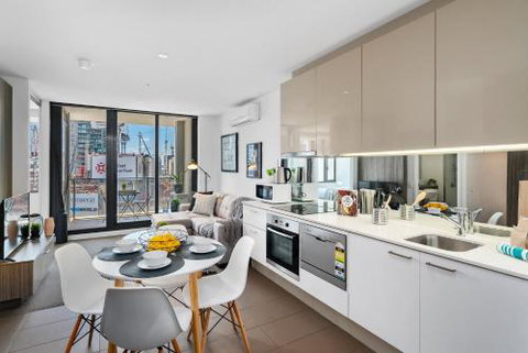 Complete Host Hudson Apartments - Accommodation Sunshine Coast 0