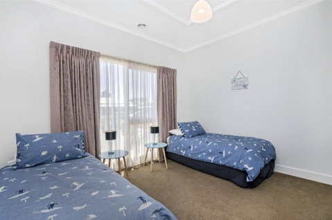 Linsdale - Accommodation Sunshine Coast 6
