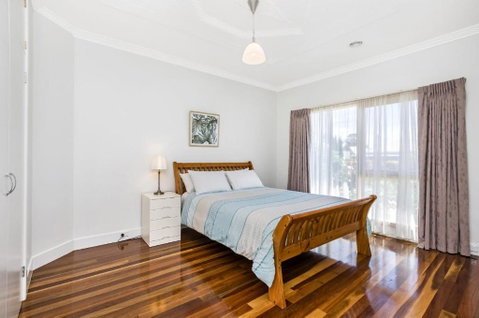 Linsdale - Accommodation Sunshine Coast 3