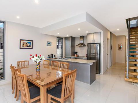 SEA RENITY On KAMALA - Accommodation Sunshine Coast 1