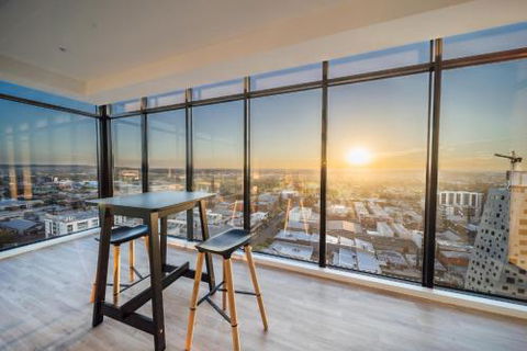 A Cut Above The West Pool Rooftop Bar Gym Wifi - Accommodation Sunshine Coast 5