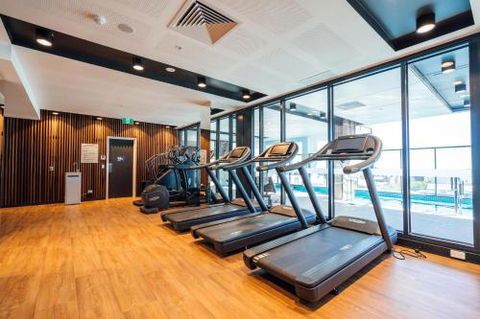 A Cut Above The West Pool Rooftop Bar Gym Wifi - Accommodation Sunshine Coast 2