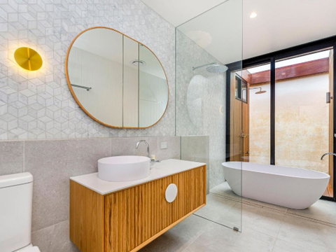 Red Door At Wishart - Accommodation Sunshine Coast 1