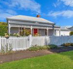 Red Door at Wishart - Accommodation Sunshine Coast