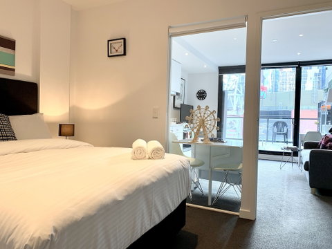 ReadySet Apartments On Little Collins - Accommodation Sunshine Coast 5