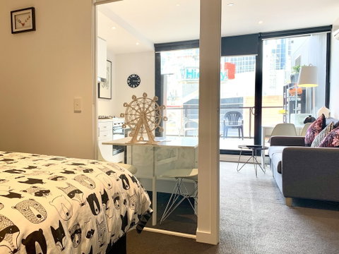 ReadySet Apartments On Little Collins - Accommodation Sunshine Coast 2