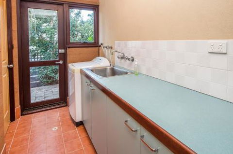 Ultramarine - Accommodation Sunshine Coast 4