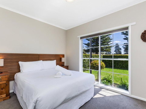 Elizas Townhouse - Accommodation Sunshine Coast 6