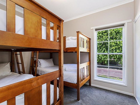 Elizas Townhouse - Accommodation Sunshine Coast 2