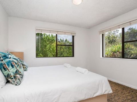 EAST COAST ESCAPES Byron Beachfront - Accommodation Sunshine Coast 0