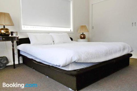 Allure - Accommodation Sunshine Coast 5