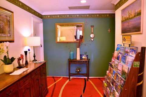 Palms Bed & Breakfast - Accommodation Sunshine Coast 2