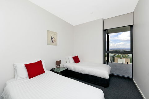 AAC Apartments - Manhattan - Accommodation Sunshine Coast 4